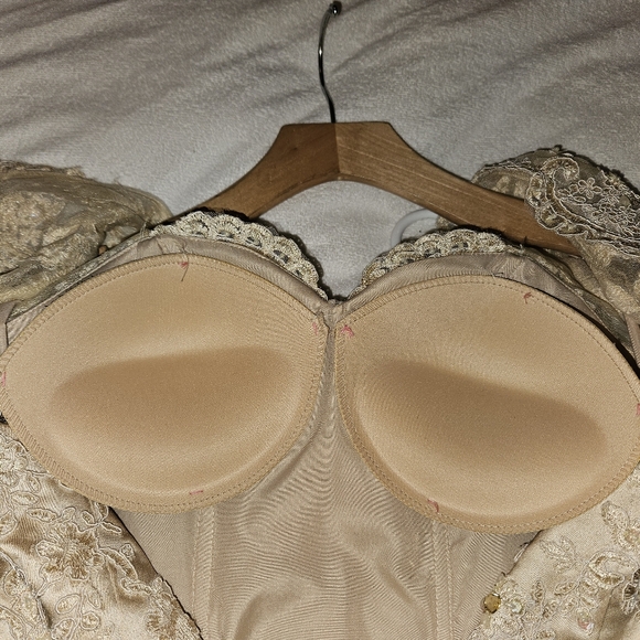 Gold sequence - Picture 4 of 6